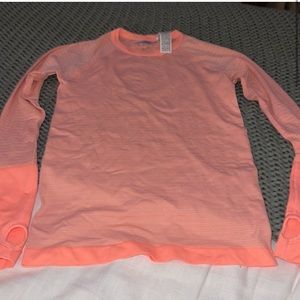 Forever 21 // Neon Long Sleeve Athletic Top🌛